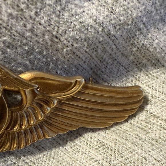 US Surgeon Flight Wing Pin - Picture 4 of 8